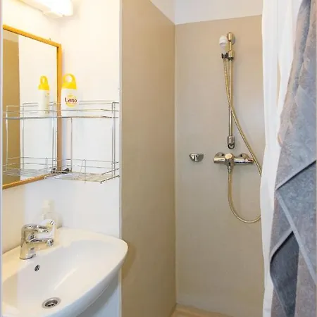 Appartement Mit Moeglichkeit Ein Boot Zu Benutzen Und Angeln