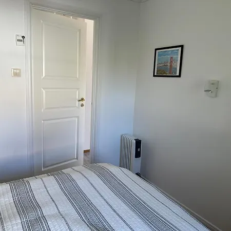 Mit Moeglichkeit Ein Boot Zu Benutzen Und Angeln Appartement Mandal
