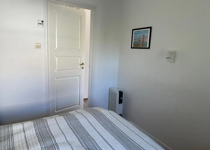 Mit Moeglichkeit Ein Boot Zu Benutzen Und Angeln Lejlighed Mandal