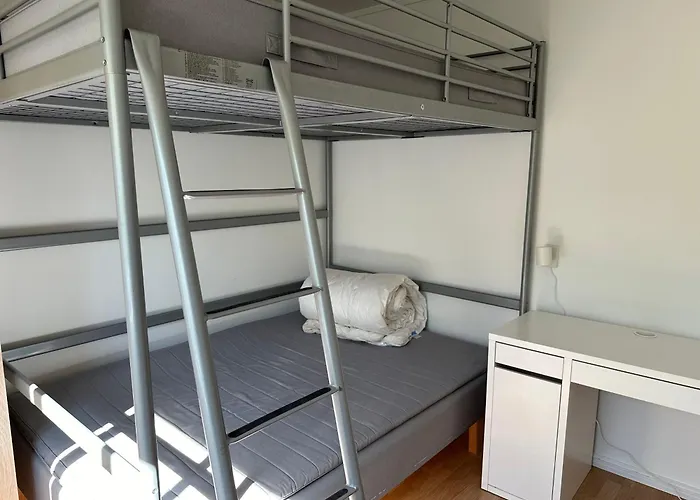 Mit Moeglichkeit Ein Boot Zu Benutzen Und Angeln