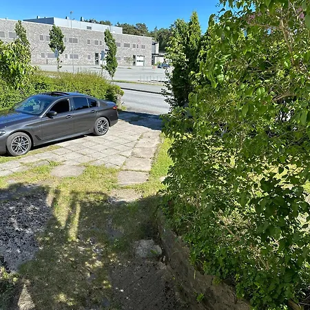 Apartment Mit Moeglichkeit Ein Boot Zu Benutzen Und Angeln Mandal